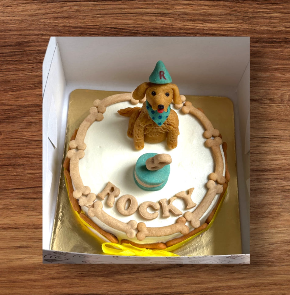 Round Cake with Dog Topper - 850grams